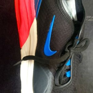 Wmns Air Max Motion 2 'Black Blue Pink'